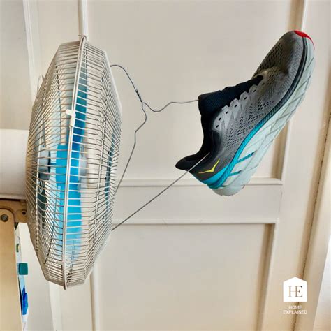 how to dry athletic shoes.